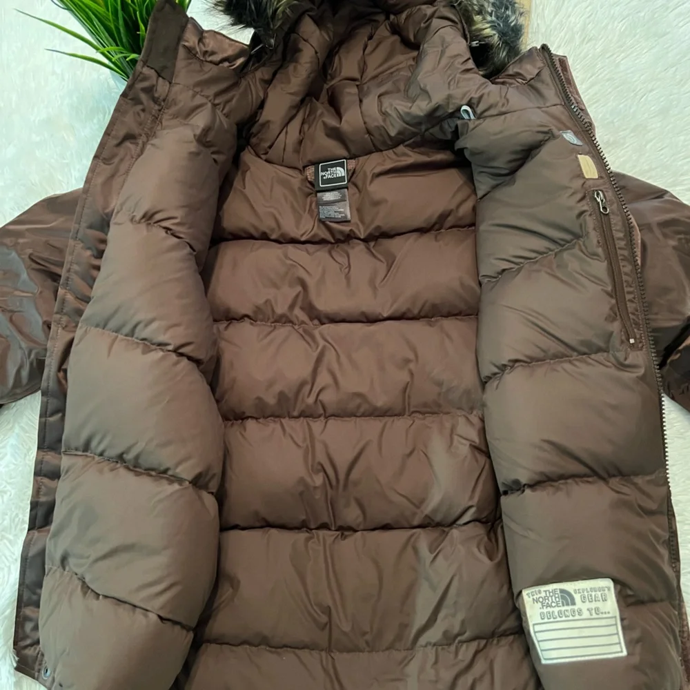 The North Face 550 HyVent Down Fill Hooded Belted Jacket/Coat - Size M 10-12